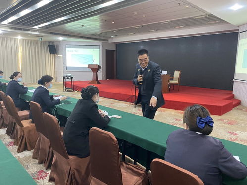 深化產(chǎn)教融合，助力地方經(jīng)濟(jì) 酒店管理專業(yè)培訓(xùn)團(tuán)隊(duì)餐飲管理服務(wù)能力提升路徑探索